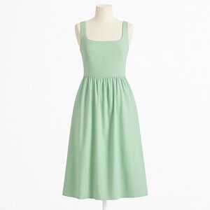 Aritzia Babaton Revive Dress – XS (Mint Green, Excellent Condition)